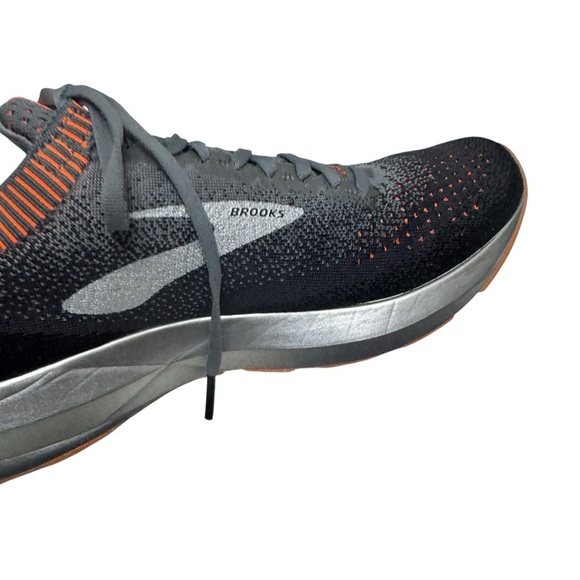BROOKS Levitate 2 Road‎ Running Sz 12 main image 6